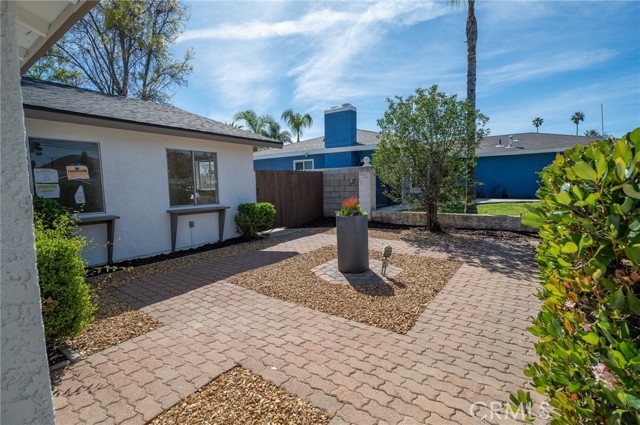 Detail Gallery Image 3 of 30 For 11146 Gramercy, Riverside,  CA 92505 - 3 Beds | 2 Baths