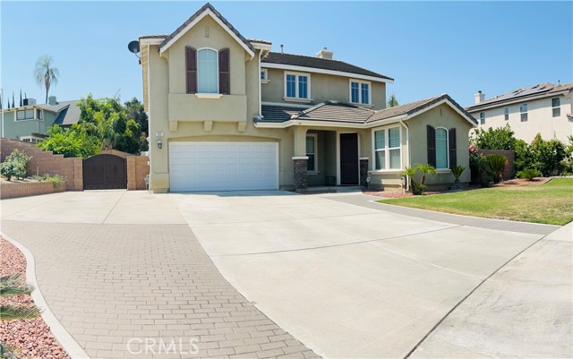 325 Deodar Street, Redlands CA: https://media.crmls.org/medias/7d01ba45-6277-4045-a4f8-6e1fe9c081b8.jpg