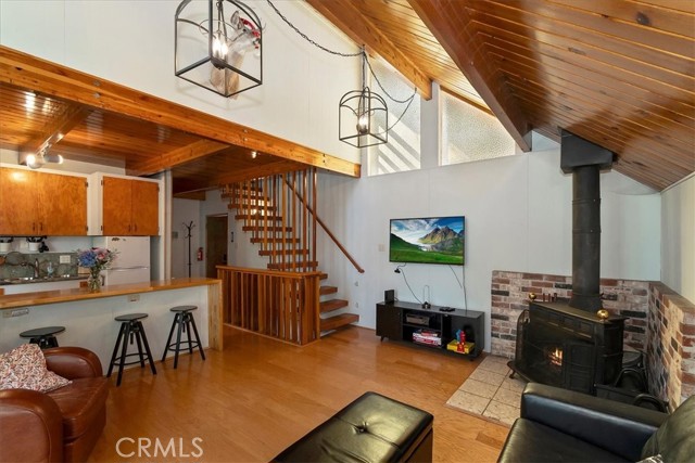 Detail Gallery Image 7 of 37 For 1370 Primrose Ct, Big Bear Lake,  CA 92315 - 2 Beds | 1/1 Baths