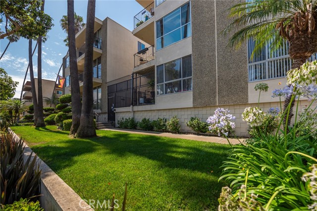 Detail Gallery Image 27 of 33 For 2772 2a E 2nd St #A2,  Long Beach,  CA 90803 - 2 Beds | 2 Baths
