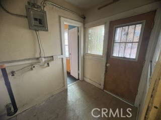 https://media.crmls.org/medias/7d02c5a8-1320-4fcd-a5d3-47cd9fc2c717.jpg?preset=X-Large