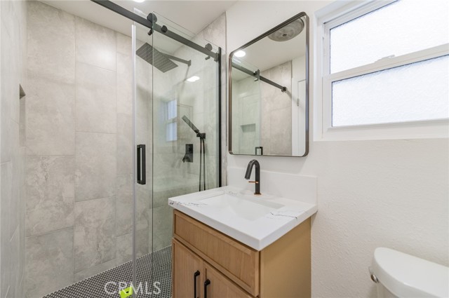 Detail Gallery Image 14 of 53 For 920 W Balboa, Newport Beach,  CA 92661 - 4 Beds | 4 Baths