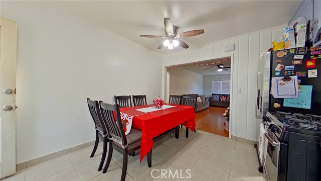 711 W Wilson, Glendale CA: https://media.crmls.org/medias/7d036c65-a2c7-4fe8-8d37-e6dfe8ae9d16.jpg