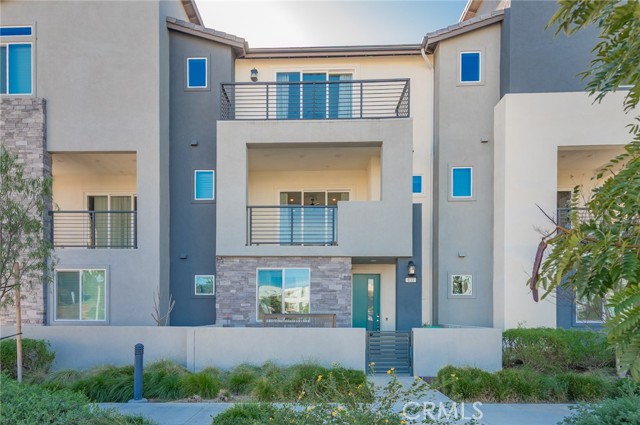 Front Image Thumbnail for CROC26012165