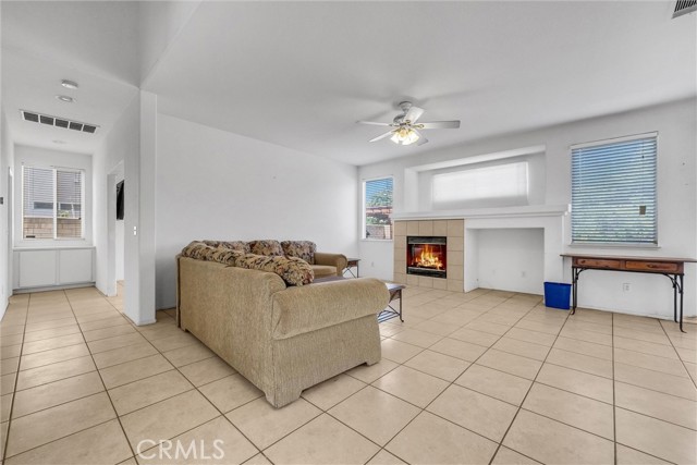 Detail Gallery Image 11 of 42 For 12150 Orgren Ave, Chino,  CA 91710 - 5 Beds | 3 Baths