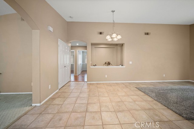 Detail Gallery Image 27 of 40 For 820 Autumn Ln, Corona,  CA 92881 - 3 Beds | 2 Baths