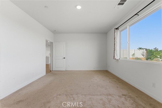 Detail Gallery Image 14 of 32 For 10710 Brookfield Dr, Riverside,  CA 92505 - 5 Beds | 3 Baths