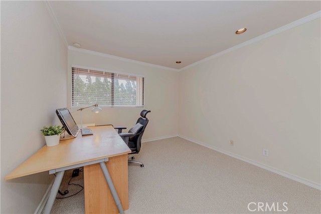 28012 Ridgeforest Court, Rancho Palos Verdes CA: https://media.crmls.org/medias/7d04b40e-8fb9-42b8-90a5-6c3a99e745ca.jpg