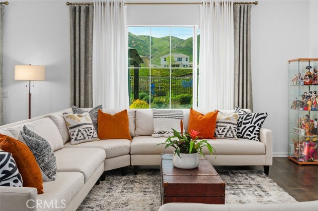 Detail Gallery Image 5 of 22 For 7633 River Gulch, Riverside,  CA 92507 - 4 Beds | 2 Baths