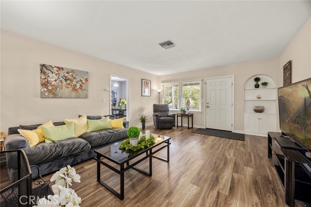 Detail Gallery Image 11 of 32 For 1229 Central Ave, Fullerton,  CA 92831 - 2 Beds | 1 Baths