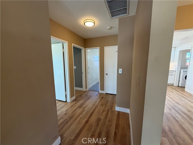 Detail Gallery Image 8 of 28 For 11012 Marklein, –,  CA 91345 - 3 Beds | 2 Baths