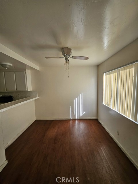 Detail Gallery Image 5 of 23 For 16463 Joy St, Lake Elsinore,  CA 92530 - 3 Beds | 2/1 Baths