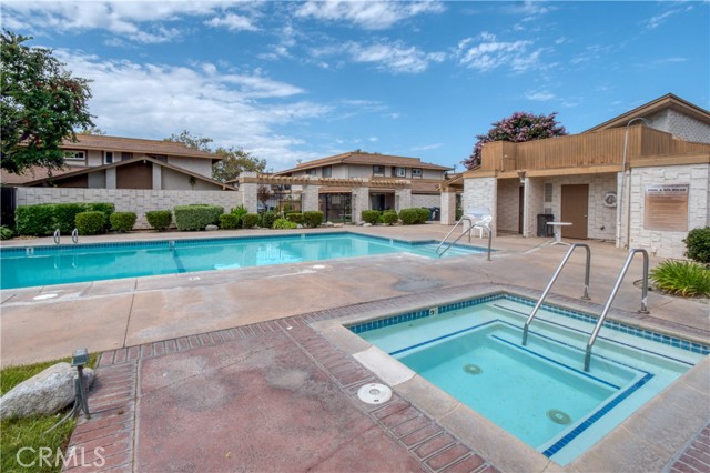 Detail Gallery Image 2 of 29 For 17686 Palo Verde Ave, Cerritos,  CA 90703 - 3 Beds | 2/1 Baths