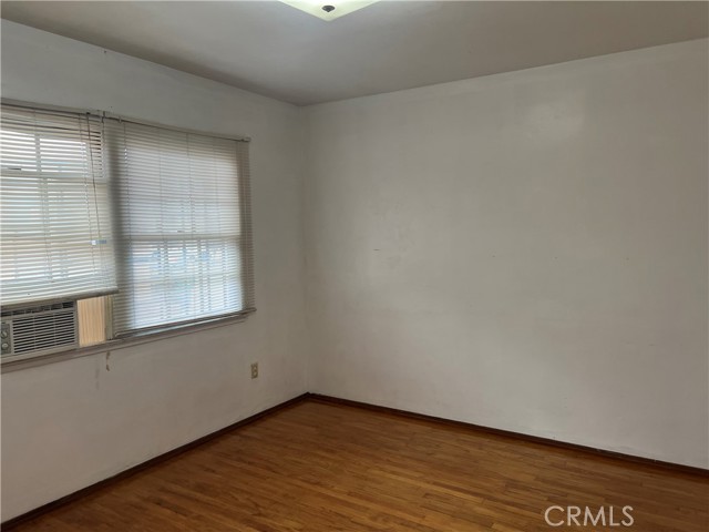 5251 Laurel Street, San Diego CA: https://media.crmls.org/medias/7d052019-edad-42c8-8f78-f3b114a60d09.jpg
