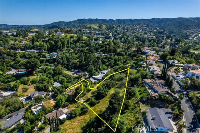 Detail Gallery Image 13 of 22 For 4551 Lindley Ave, Tarzana,  CA 91356 - – Beds | – Baths