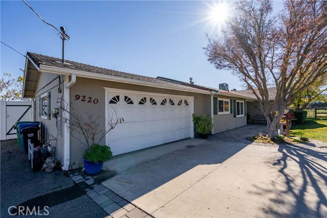 Detail Gallery Image 4 of 61 For 9220 Carmel, Atascadero,  CA 93422 - 3 Beds | 2 Baths