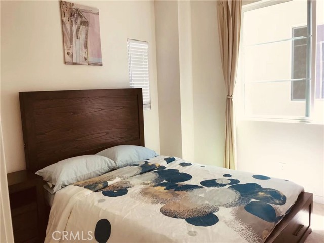 Detail Gallery Image 8 of 10 For 608 Cultivate, Irvine,  CA 92618 - 4 Beds | 2/2 Baths