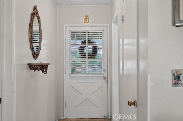 10928 Jamie photo 7
