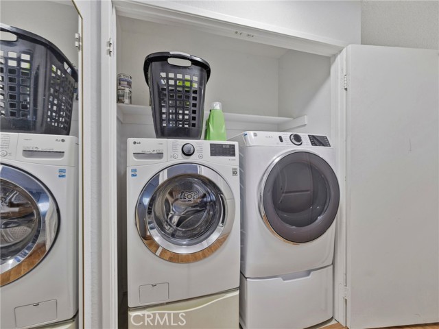 Detail Gallery Image 16 of 18 For 13750 Hubbard #UNIT 6,  Sylmar,  CA 91342 - 3 Beds | 3 Baths