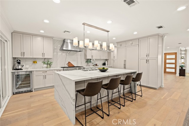 Detail Gallery Image 24 of 71 For 321 Wonderview Dr, Glendale,  CA 91202 - 4 Beds | 3 Baths