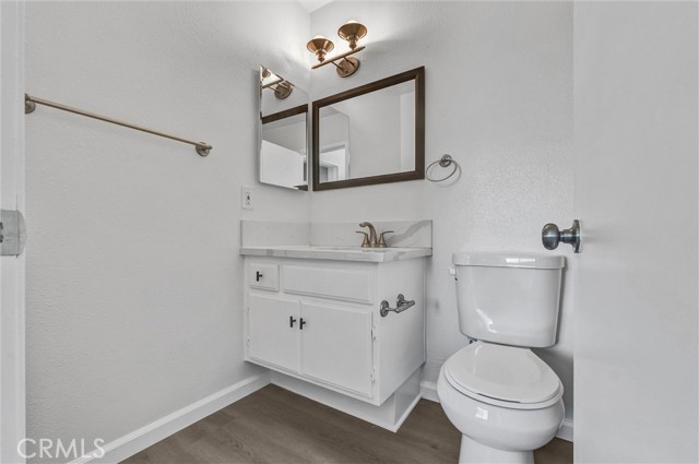 Detail Gallery Image 17 of 28 For 250 W Spazier Ave #209,  Burbank,  CA 91502 - 2 Beds | 2/1 Baths