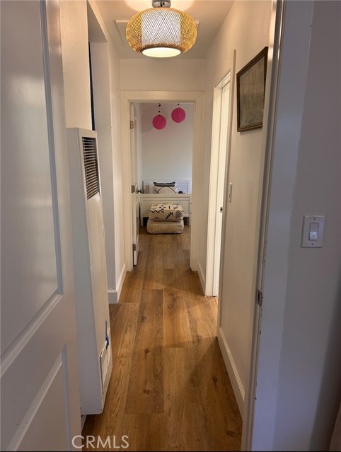 Detail Gallery Image 11 of 28 For 961 Terrace 49, Los Angeles,  CA 90042 - 3 Beds | 2 Baths