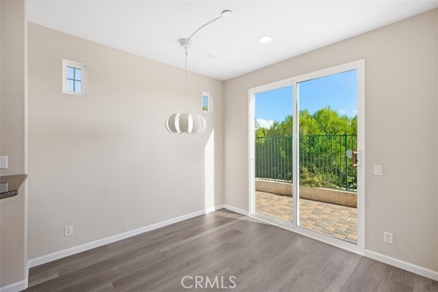 Detail Gallery Image 7 of 56 For 22 Rue Du Chateau, Aliso Viejo,  CA 92656 - 3 Beds | 2/1 Baths