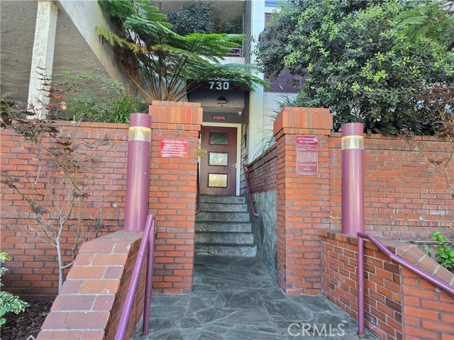 Detail Gallery Image 1 of 11 For 730 W 4th St #120,  Long Beach,  CA 90802 - 2 Beds | 2 Baths