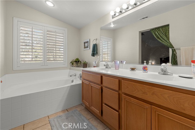 Detail Gallery Image 18 of 31 For 1218 N Larkspur Ln, Beaumont,  CA 92223 - 4 Beds | 3 Baths