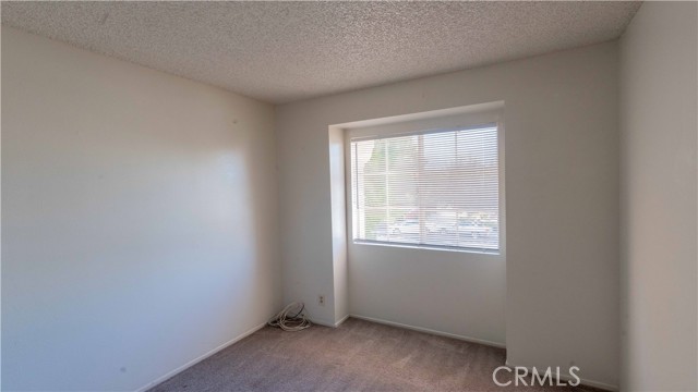 Detail Gallery Image 14 of 33 For 37908 Wesley Ct, Palmdale,  CA 93552 - 4 Beds | 2/1 Baths