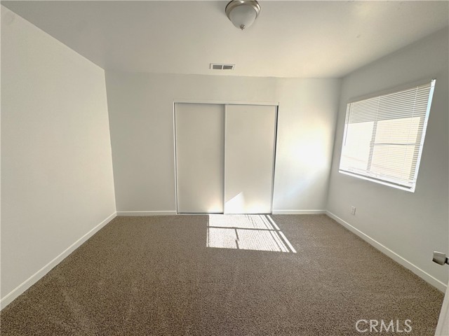 Detail Gallery Image 8 of 21 For 7823 Louise Ave, Northridge,  CA 91325 - 4 Beds | 2 Baths