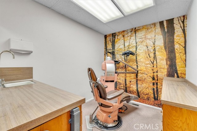  Commercial for Sale in Encino, California
