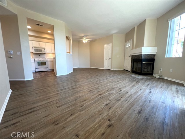 7997 E Viewrim, Anaheim Hills CA: https://media.crmls.org/medias/7d0f130c-bc58-42e4-a6fe-ac91b1ea57e8.jpg