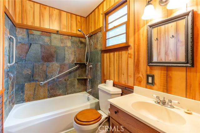 Detail Gallery Image 19 of 30 For 26370 Alpine Lane, Twin Peaks,  CA 92391 - 2 Beds | 1 Baths