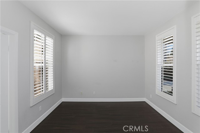 Image 14 of 75 For 8075 Terraza Court