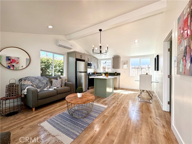 Detail Gallery Image 51 of 68 For 4320 Graywood Ave, Long Beach,  CA 90808 - 4 Beds | 4 Baths
