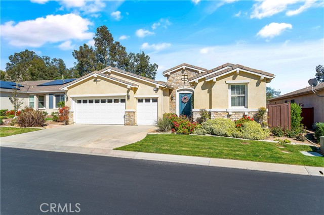 570 Olazabal Drive, Hemet CA: https://media.crmls.org/medias/7d1218d2-081e-4a87-8e09-034721fb18bd.jpg