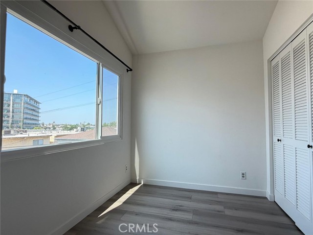 911 N Beaudry Avenue, Los Angeles CA: https://media.crmls.org/medias/7d12a37e-7742-49b4-9424-5ae08660c435.jpg