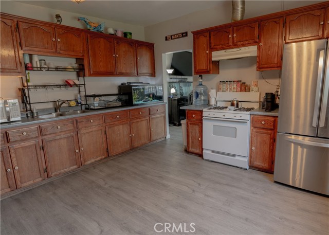 Detail Gallery Image 9 of 20 For 1081 Medical Center, San Bernardino,  CA 92411 - 2 Beds | 1 Baths