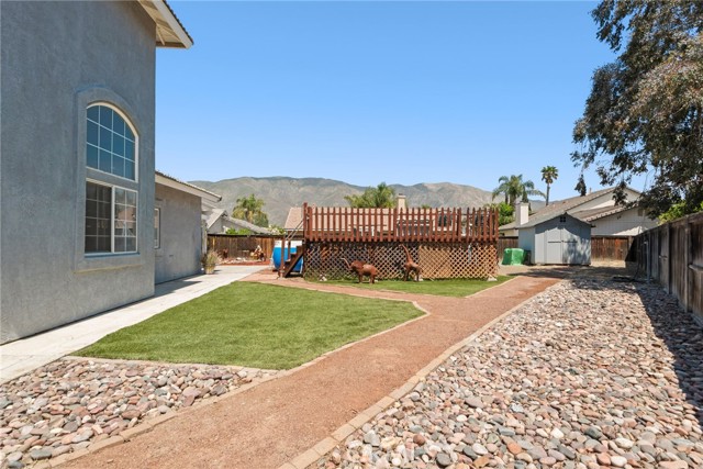 Detail Gallery Image 27 of 63 For 879 Glider Pl, San Jacinto,  CA 92582 - 5 Beds | 3 Baths