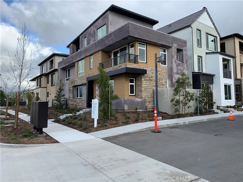 190 Abacus Street, Irvine, CA 92618