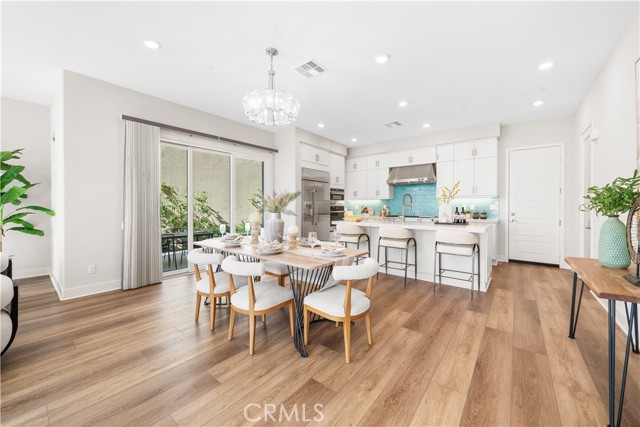 Detail Gallery Image 11 of 59 For 105 Chorus, Irvine,  CA 92618 - 4 Beds | 3/2 Baths