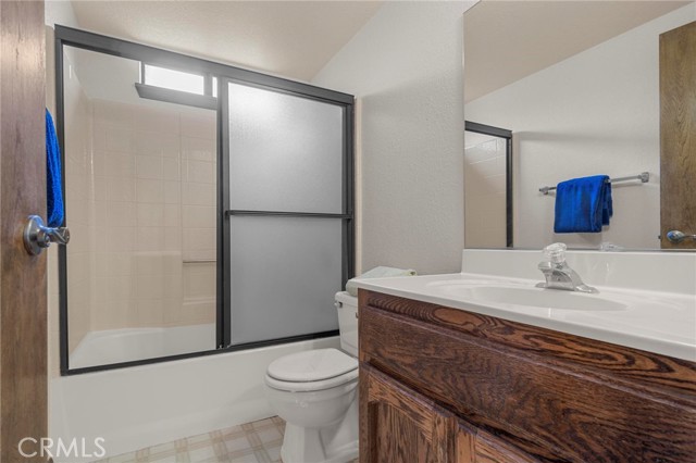 996 Eagle Road, Wrightwood CA: https://media.crmls.org/medias/7d16ed3d-8db1-4eda-8427-78b654da8320.jpg