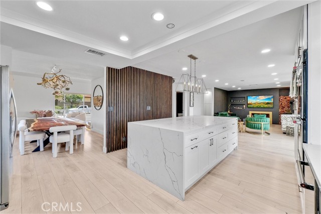 Detail Gallery Image 14 of 54 For 6875 E Swarthmore Dr, Anaheim Hills,  CA 92807 - 4 Beds | 3 Baths
