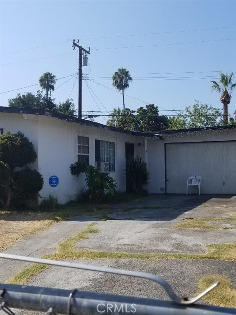 18408 E Gaillard St, Azusa, CA 91702