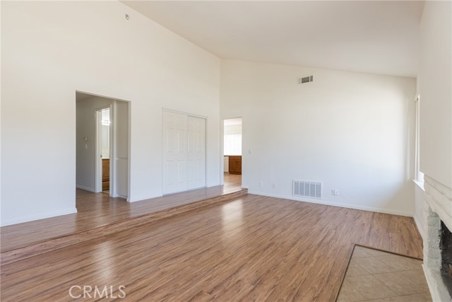 2224 Carlsbad Court photo 6
