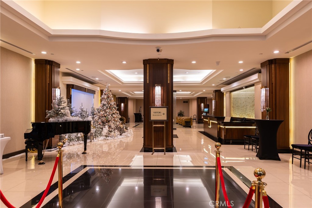 343 Pioneer Drive #1703