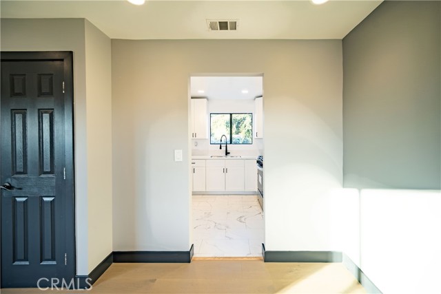 10716 Telfair Avenue, Pacoima CA: https://media.crmls.org/medias/7d19900f-552a-46f2-bd67-9ce7a091270f.jpg