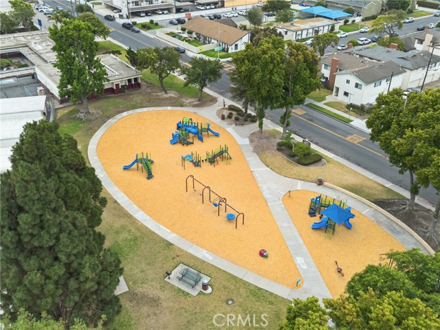 Detail Gallery Image 28 of 32 For 1349 Edgewood Way #49,  Oxnard,  CA 93030 - 2 Beds | 2 Baths