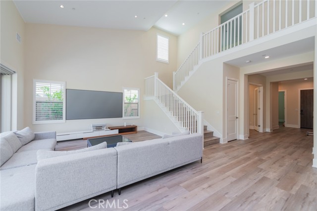 Detail Gallery Image 13 of 56 For 58 Longchamp, Irvine,  CA 92602 - 4 Beds | 4/1 Baths